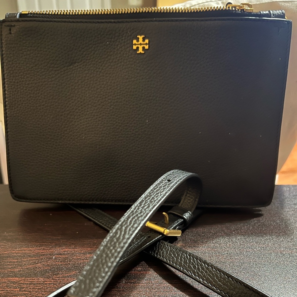 Tory Burch Black Pebbled Leather Shoulder Crossbody with Gold Hardware